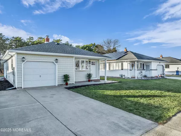 Toms River, NJ 08757,477 Saint Thomas Drive