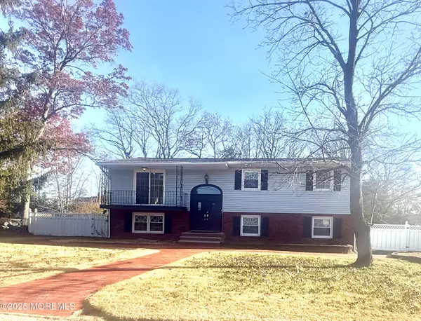 117 Greymoor Road, Howell, NJ 07731