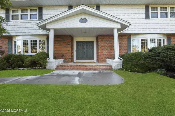 Toms River, NJ 08753,601 Duchess Court