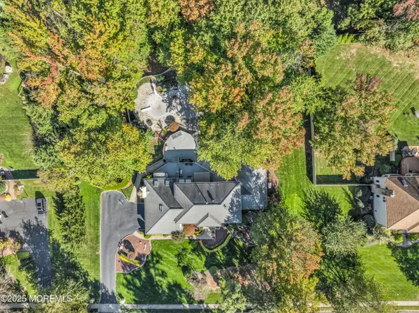 Holmdel, NJ 07733,7 Red Coach Lane