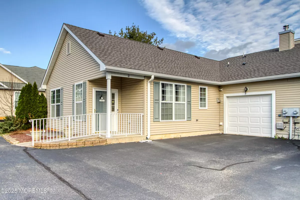 Whiting, NJ 08759,32 Winkle Court