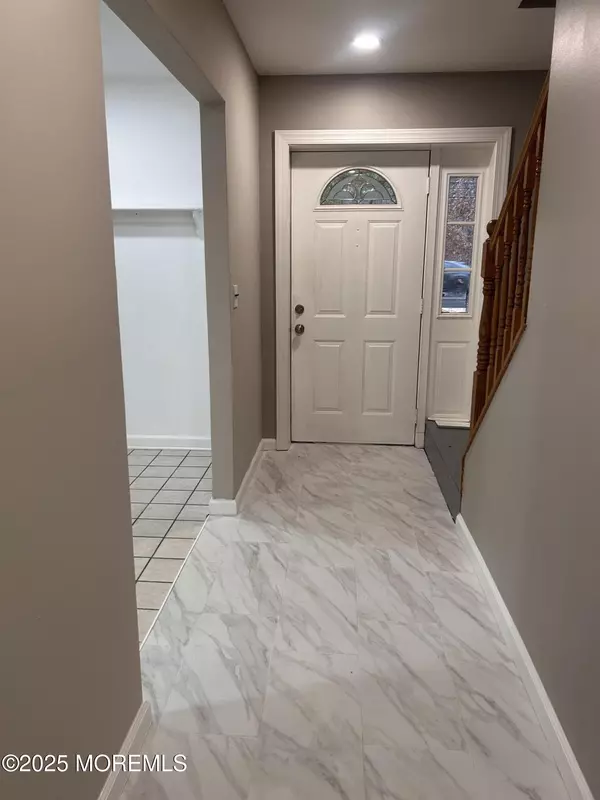 Jackson, NJ 08527,823 Bowman Road