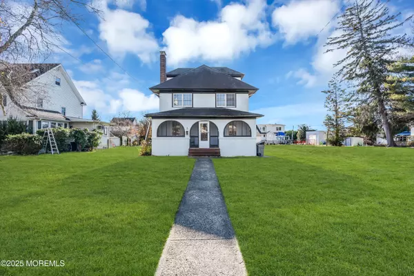 Long Branch, NJ 07740,3 Royal Place