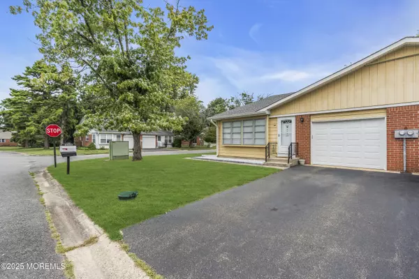 Manchester, NJ 08759,14 Yorktowne Parkway