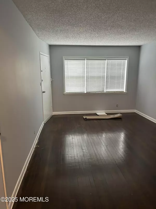 Long Branch, NJ 07740,661 Ocean Avenue ##31