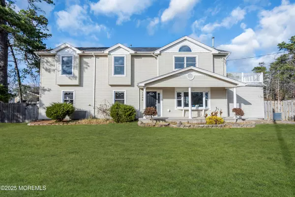 1305 8th Avenue, Toms River, NJ 08757