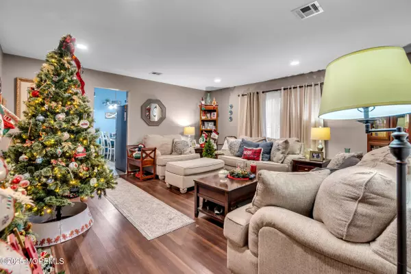 Forked River, NJ 08731,918 Lakeside Drive N