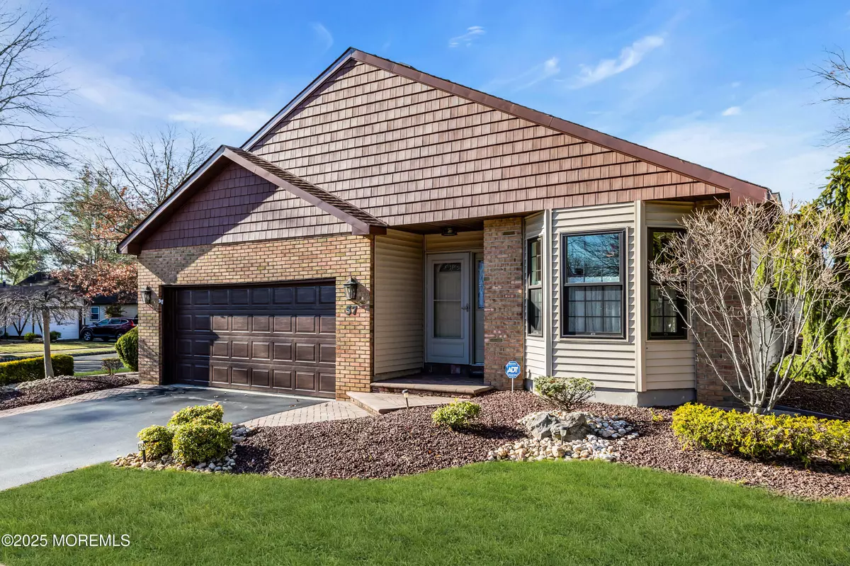 Marlboro, NJ 07746,57 Coventry Terrace