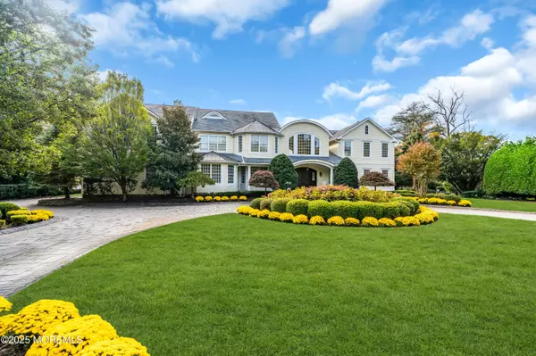 Rumson, NJ 07760,934 Navesink River Road