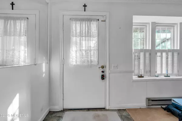 Whiting, NJ 08759,2 Easton Court #A