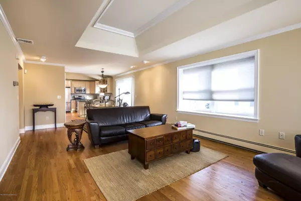 Long Branch, NJ 07740,41 White Street