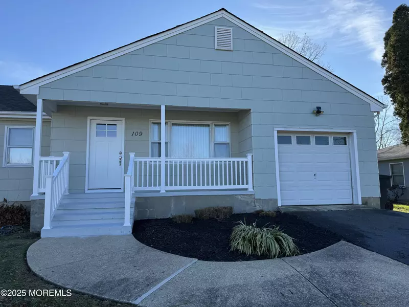 109 Westwood Drive, Toms River, NJ 08753