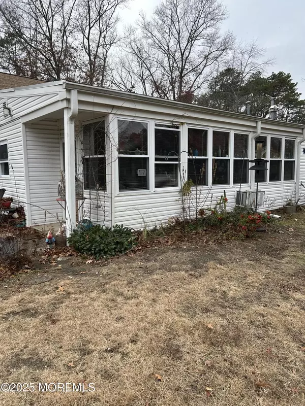 2 Maple Street #B, Toms River, NJ 08757