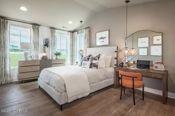 Manalapan, NJ 07726,94 Mustang Drive