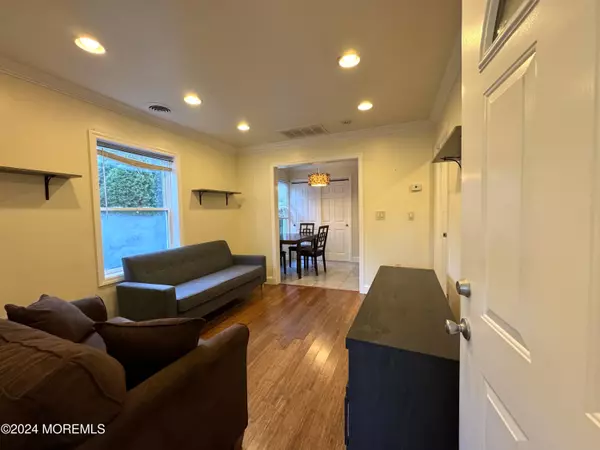 Oakhurst, NJ 07755,340 Elberon Boulevard #Rear house