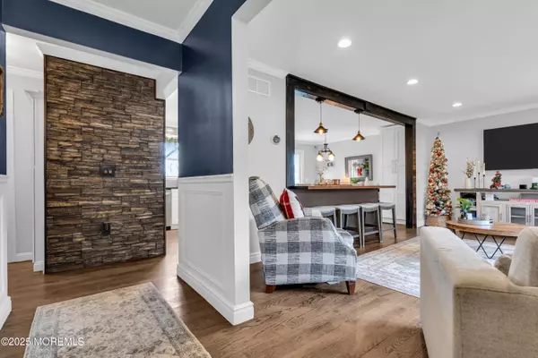 Toms River, NJ 08753,975 Indian Hill Road