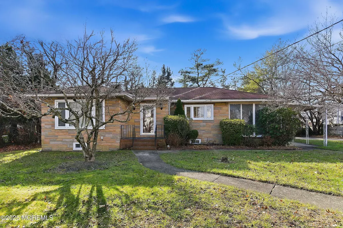 Lakewood, NJ 08701,34 Central Avenue