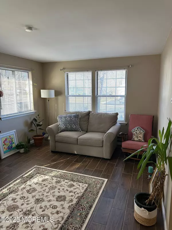 Whiting, NJ 08759,12 Golden Court