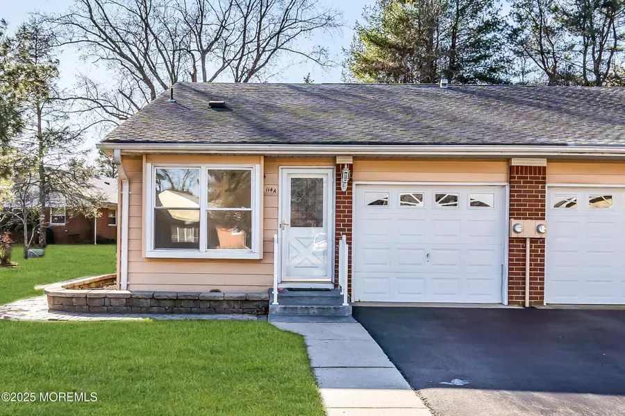 114 Hudson Parkway, Whiting, NJ 08759