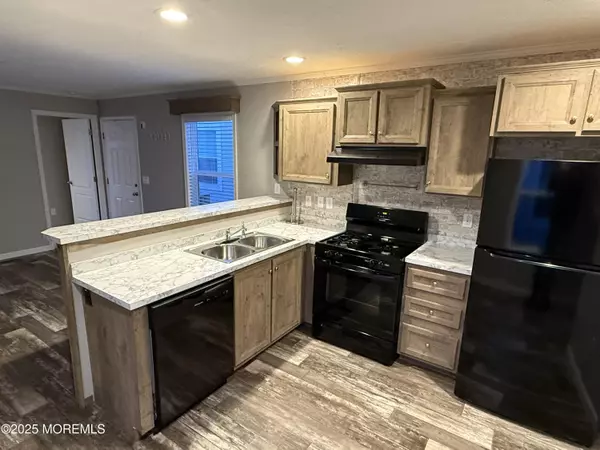 7 John Street, Keansburg, NJ 07734