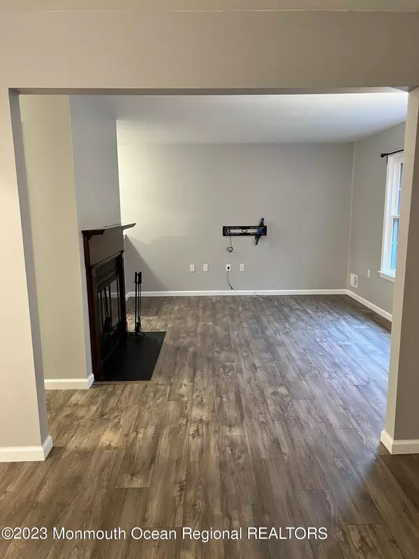 Aberdeen, NJ 07747,604 Wellington Place