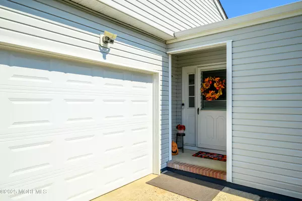 Toms River, NJ 08757,103 Troumaka Street