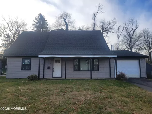 Matawan, NJ 07747,16 Fair Lane