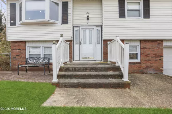 Jackson, NJ 08527,7 Citadel Court