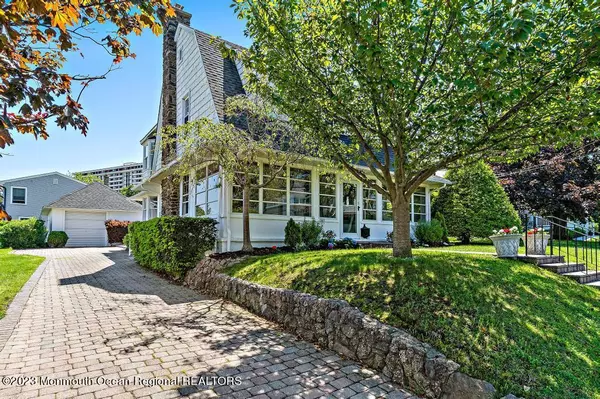 Monmouth Beach, NJ 07750,27 Shrewsbury Drive