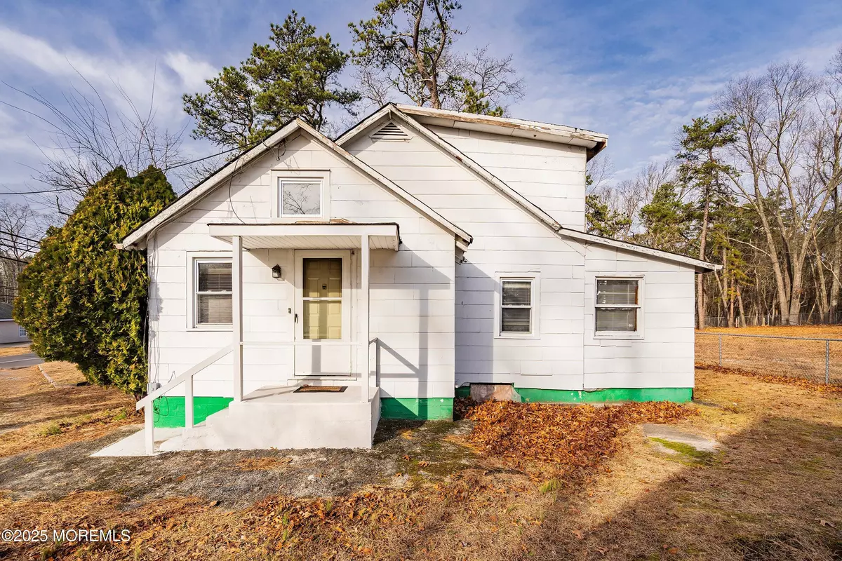 Browns Mills, NJ 08015,491 Lakehurst Road