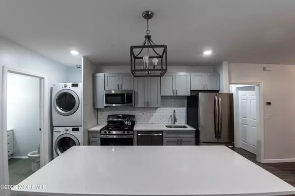 Rahway, NJ 07065,1076 Fulton Street