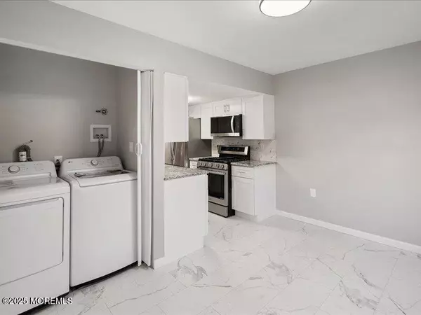 Hazlet, NJ 07730,74 Fieldcrest Way