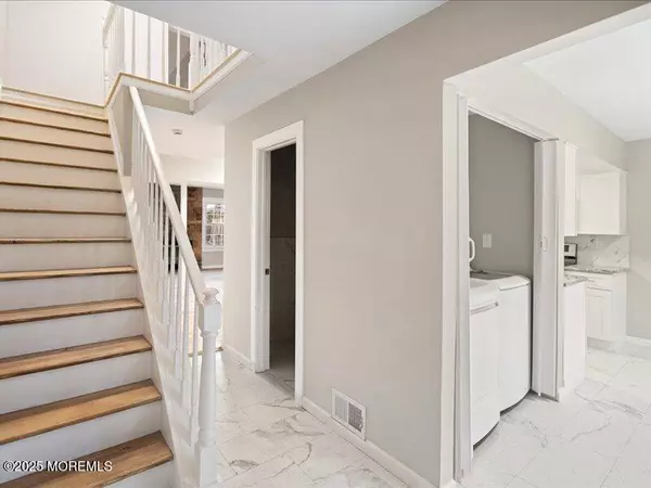 Hazlet, NJ 07730,74 Fieldcrest Way