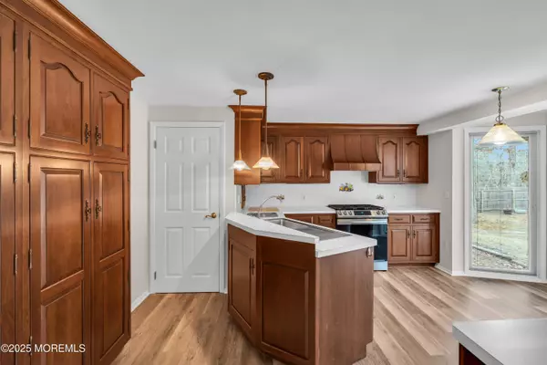 Toms River, NJ 08755,50 Cliffside Drive