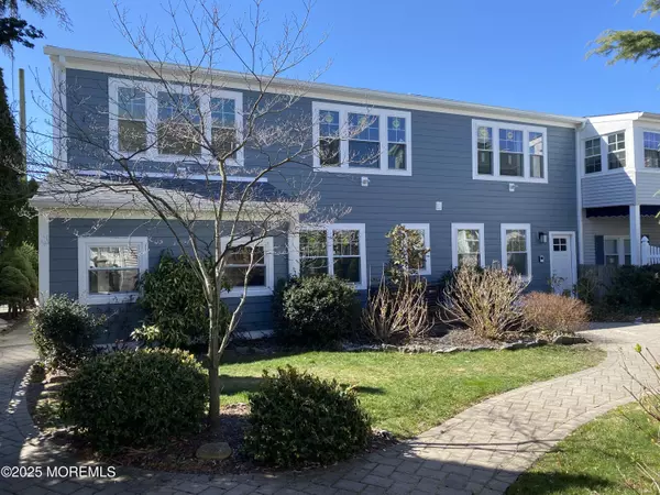 107 Woodland Avenue #REAR 2ND FL, Avon-by-the-sea, NJ 07717