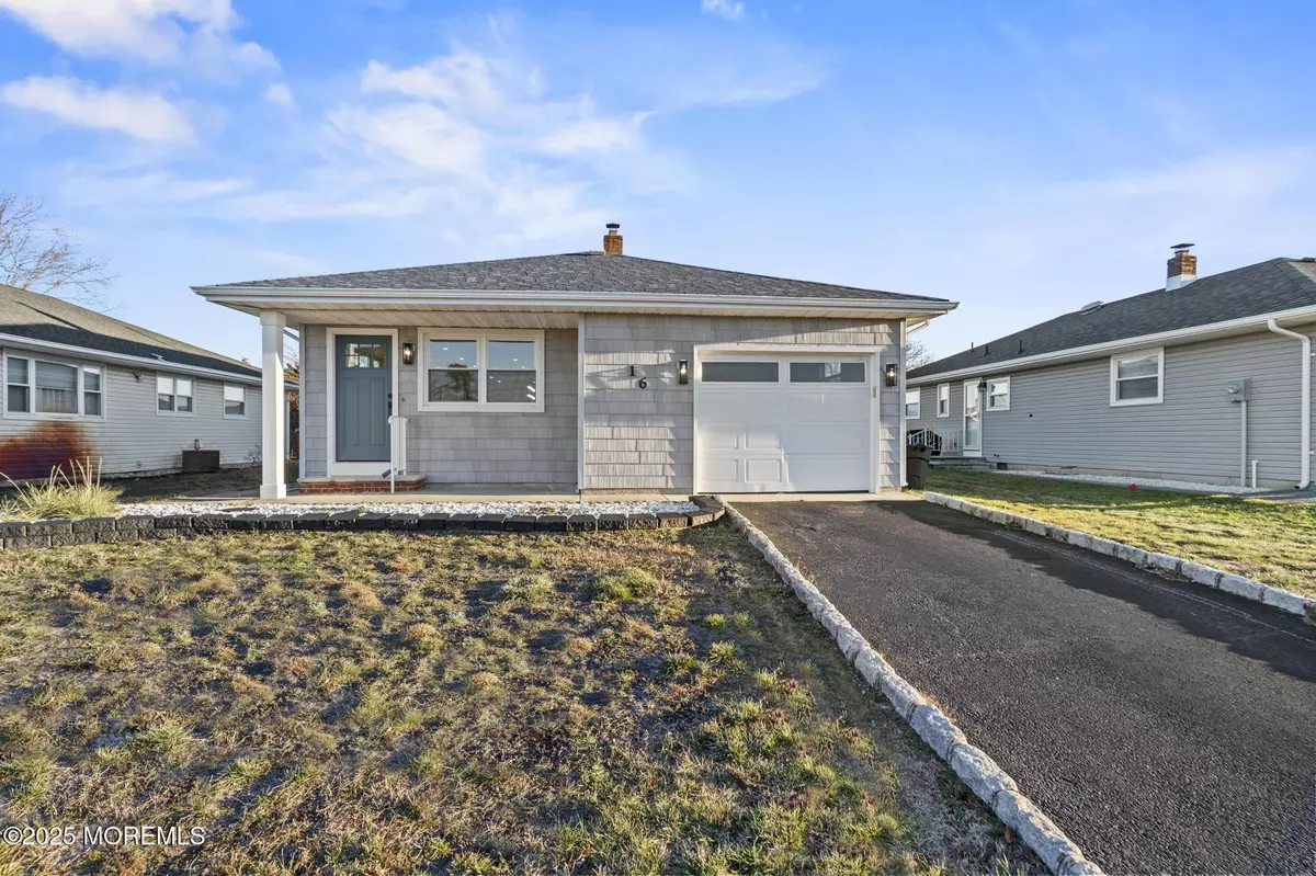 Toms River, NJ 08757,16 Saint Kitts Drive