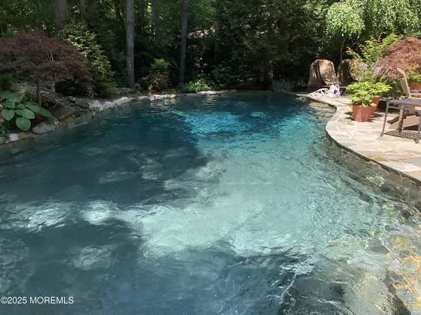 Morganville, NJ 07751,4 Forest Court