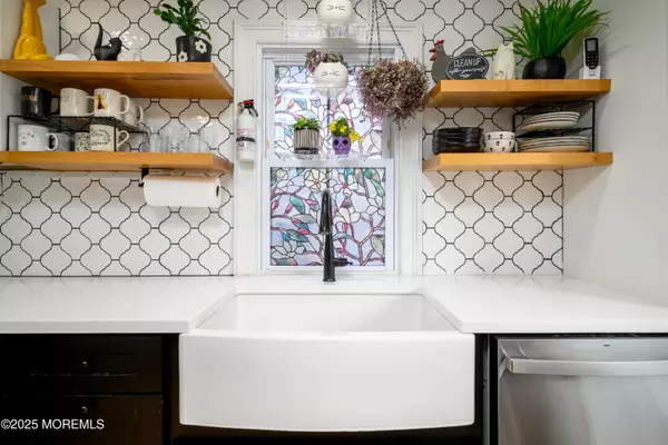 Keyport, NJ 07735,87 Church Street