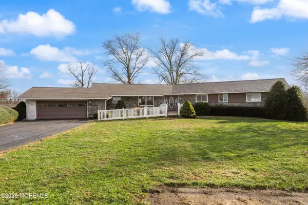 51 Arneys Mount Road, Pemberton, NJ 08068