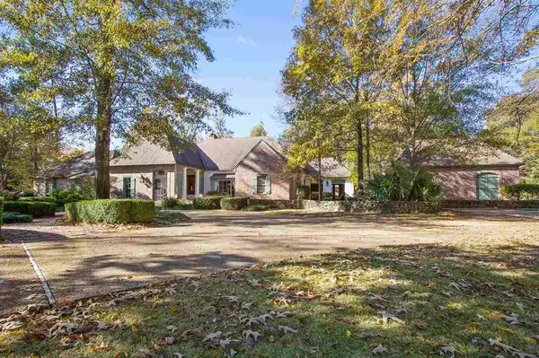 Ridgeland, MS 39157,459 Greenwood Lane