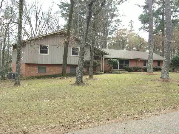 Clinton, MS 39056,222 W Virginia Drive