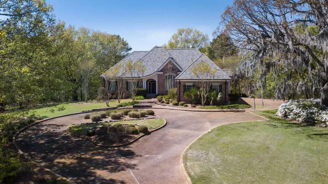 662 Cedar Hill Road, Flora, MS 39071