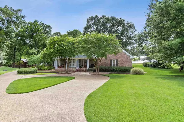 46 Greystone Drive, Madison, MS 39110