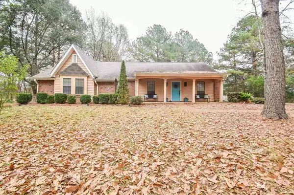 12 Deerfield Drive, Madison, MS 39110