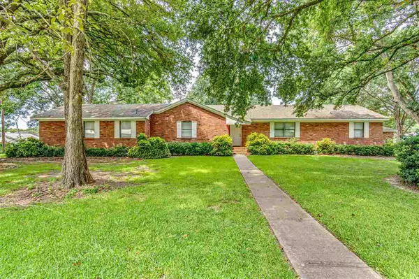 151 Third Street, Flora, MS 39071