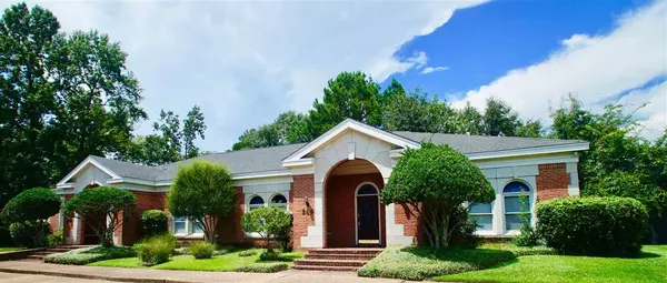 340 Edgewood Terrace Drive, Jackson, MS 39206