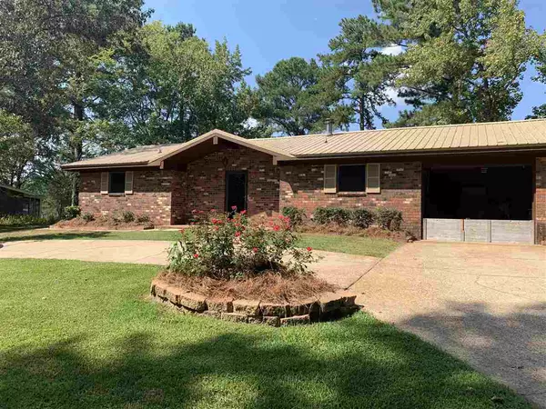 108 Cedar Point, Florence, MS 39073