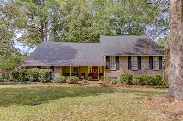 129 Countrywood Circle, Clinton, MS 39056