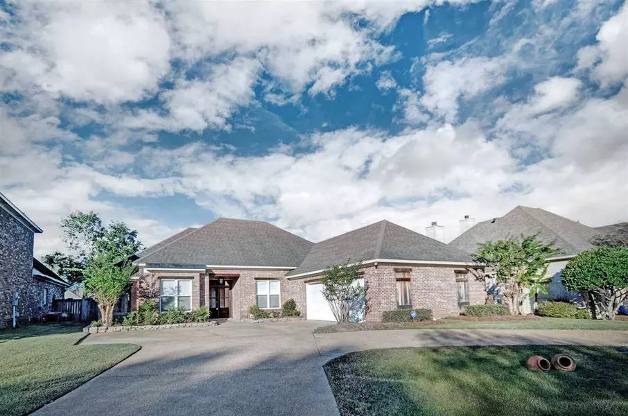 243 Lighthouse Lane, Brandon, MS 39047