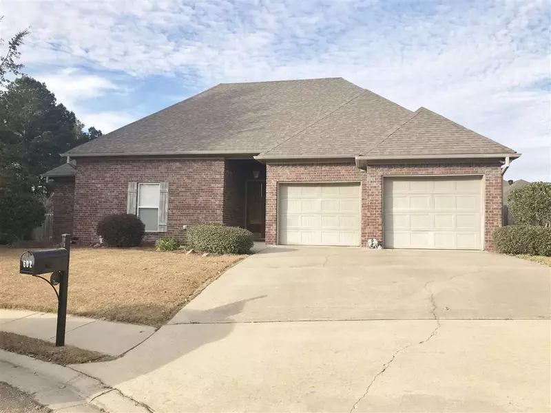 602 Helm Court, Brandon, MS 39047